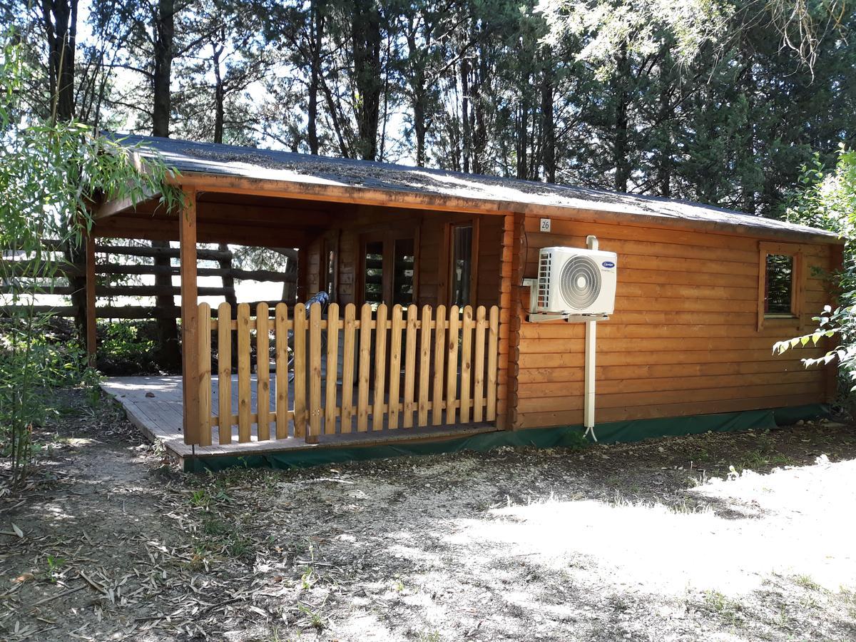 Camping Le Pre Saint-Andre Souvignargues ภายนอก รูปภาพ